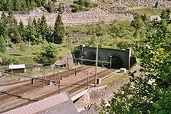 Verkehrsverlagerung: Tunnels allein reichen nicht
