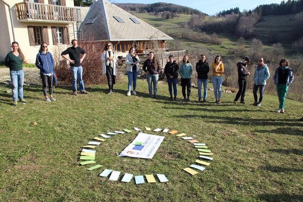Jugendliche im Einsatz für die Alpen
