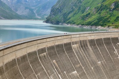 Policy Brief: Deregulierungsmassnahmen zur Beschleunigung des Einsatzes erneuerbarer Energien