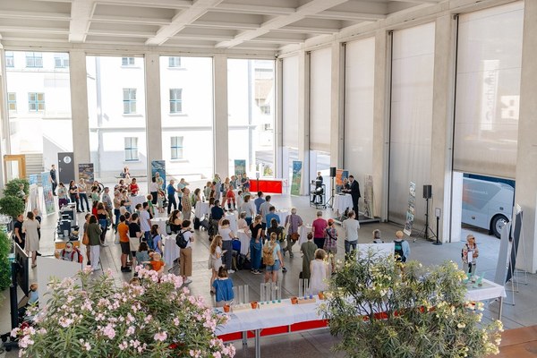 Alpine water: who gets the last drop?