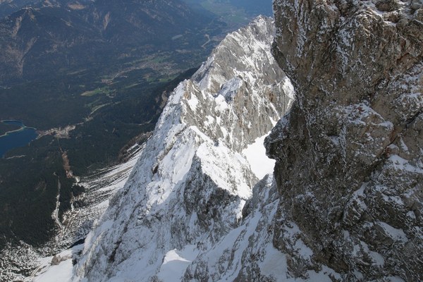 Climate crisis makes mountains crumble