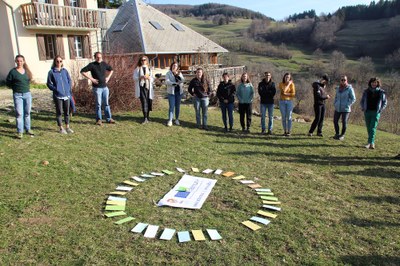 Young people in action for the Alps