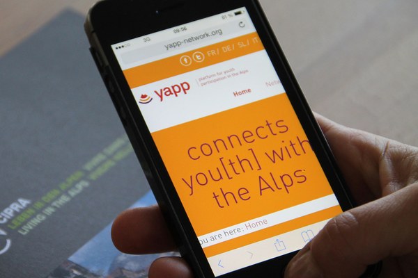 Una piattaforma online per rafforzare la partecipazione giovanile nelle Alpi