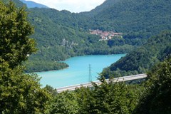 Cavazzo/I: petizione e marcia per salvare il lago
