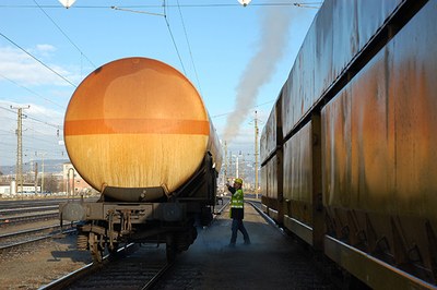 Bruxelles esprime critiche alla politica alpina dei trasporti