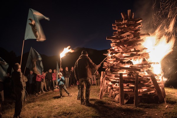 Falò nelle Alpi 2025: per celebrare il 25° anniversario della Via Alpina