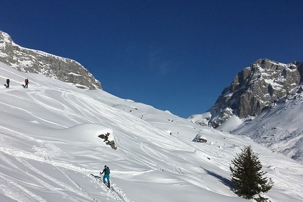 I Villaggi degli alpinisti si espandono in Svizzera