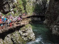 Turismo all’aria aperta come nuovo fenomeno mainstream