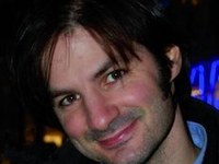 International jusqu'au bout des doigts