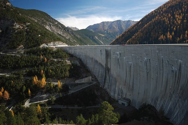 Dans les Alpes, de nouveaux lacs de barrage pour lutter contre le manque d’eau