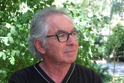 Un maitre de musique dans les alpes