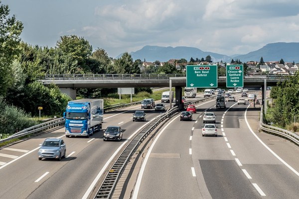 Gradnja cest je podnebna past