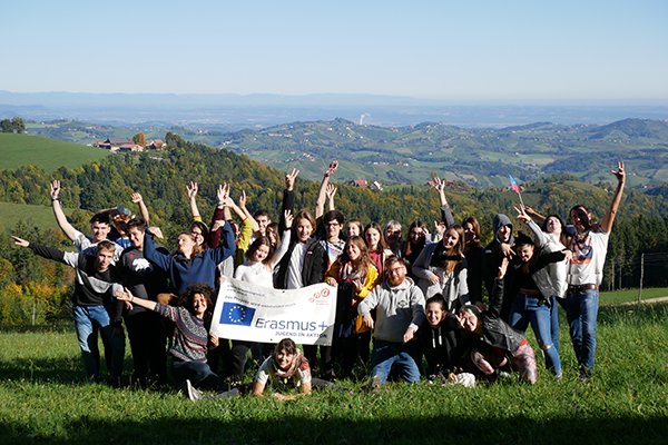 Kaleče ideje, cvetoči projekti