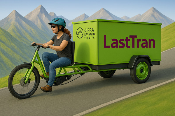 Točen in podnebno nevtralen: Alpski tranzit s tovornim kolesom