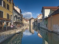 V iskanju odgovorov na omejenost naravnih virov